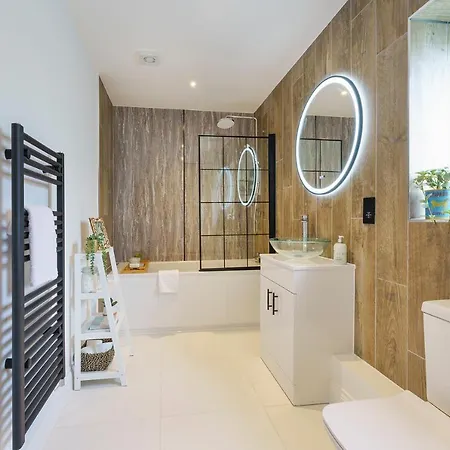 Daire Honeysuckle - 1 Bedroom Luxury By Mint